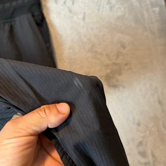 Lululemon Dance Studio Crop *25" Black Size 6 - Picture 5 of 6